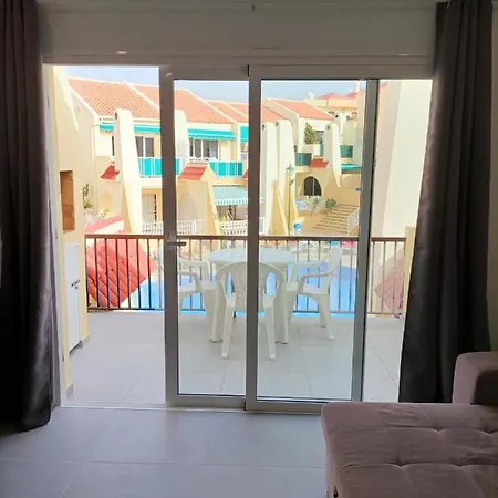 Mareverde Pool View 阿德耶